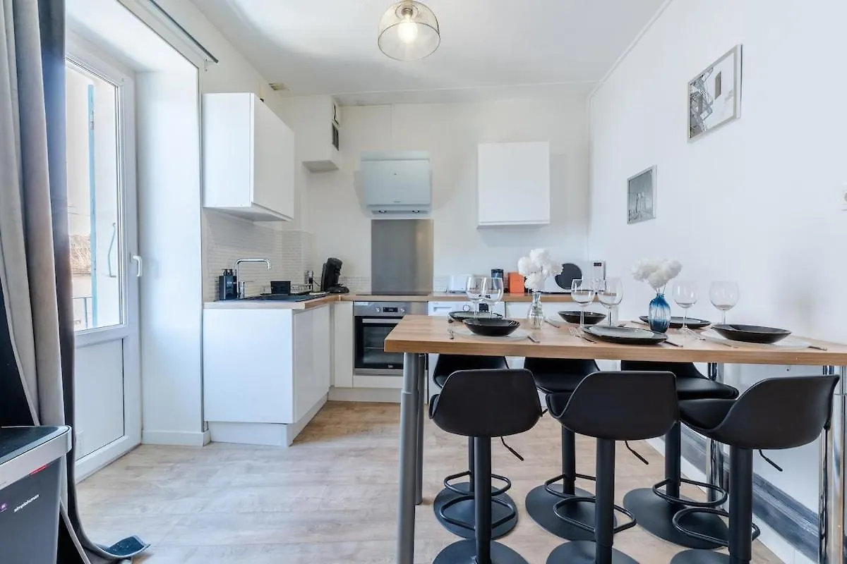 Apartmán Le Nautique Valence  0*, Valence (Drome) Francie